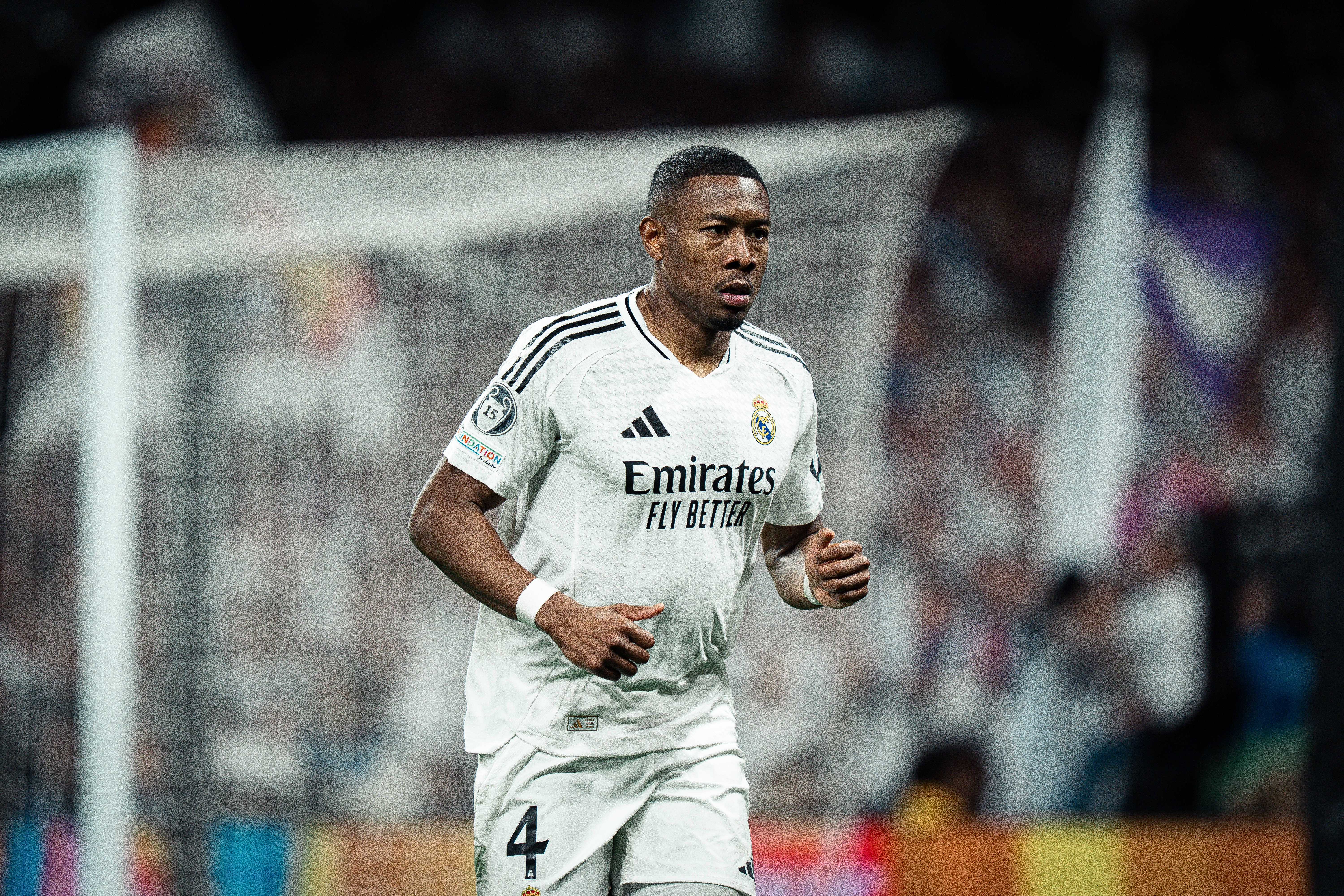 年薪2250万欧❗阿斯：阿隆索告知阿拉巴，若留队只能踢替补